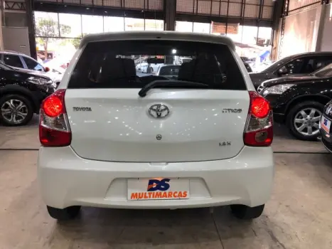 TOYOTA Etios Hatch 1.3 16V 4P FLEX X, Foto 11