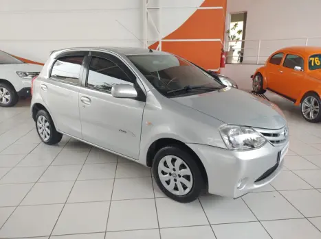 TOYOTA Etios Hatch 1.3 16V 4P FLEX XS, Foto 4