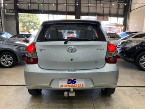 TOYOTA Etios Hatch 1.5 16V 4P FLEX X PLUS AUTOMTICO, Foto 12