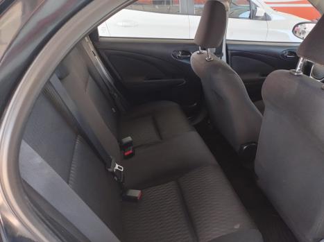 TOYOTA Etios Hatch 1.3 16V 4P FLEX X, Foto 14
