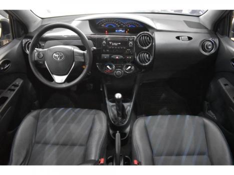 TOYOTA Etios Hatch 1.5 16V 4P FLEX XS, Foto 2