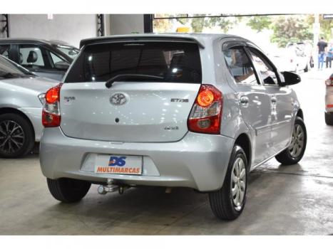 TOYOTA Etios Hatch 1.5 16V 4P FLEX XS, Foto 15