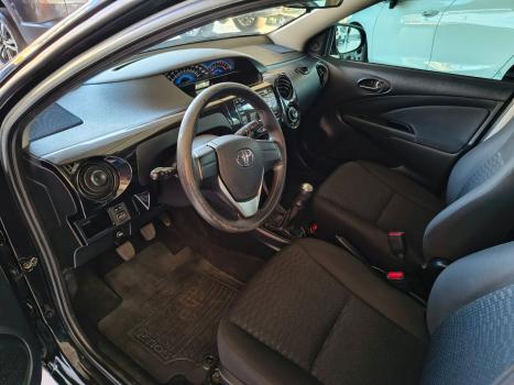 TOYOTA Etios Hatch 1.3 16V 4P FLEX X, Foto 16