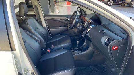 TOYOTA Etios Hatch 1.5 16V 4P FLEX XLS AUTOMTICO, Foto 6
