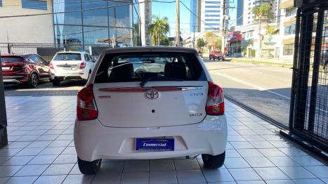 TOYOTA Etios Hatch 1.5 16V 4P FLEX XLS AUTOMTICO, Foto 10