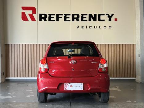 TOYOTA Etios Hatch 1.3 16V 4P FLEX X, Foto 4