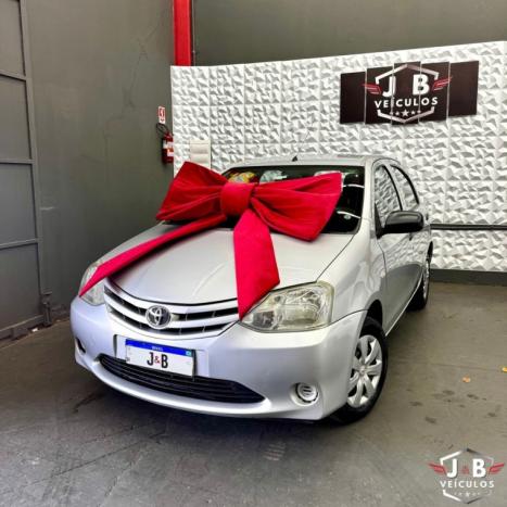 TOYOTA Etios Hatch 1.3 16V 4P FLEX X, Foto 1