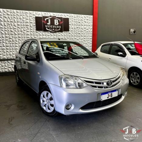 TOYOTA Etios Hatch 1.3 16V 4P FLEX X, Foto 3