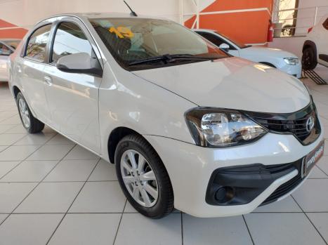 TOYOTA Etios Sedan 1.5 16V 4P FLEX X PLUS AUTOMTICO, Foto 3