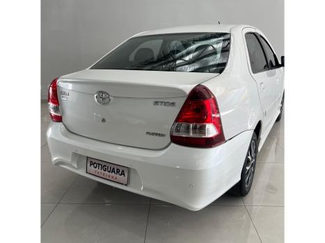 TOYOTA Etios Sedan 1.5 16V 4P FLEX PLATINUM AUTOMTICO, Foto 4