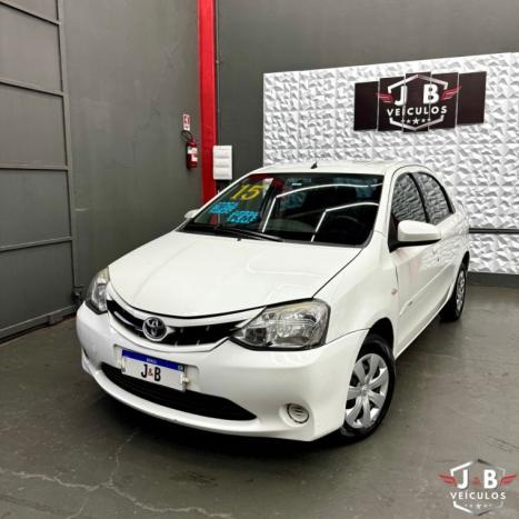 TOYOTA Etios Sedan 1.5 16V 4P FLEX X, Foto 2