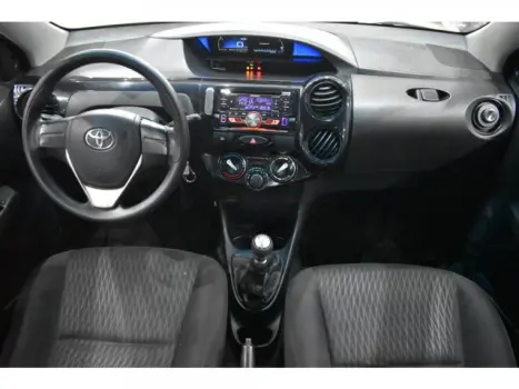 TOYOTA Etios Sedan 1.5 16V 4P FLEX X, Foto 4