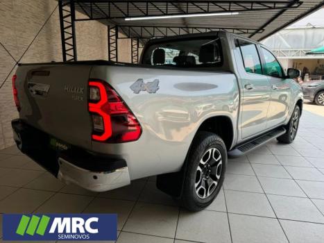 TOYOTA Hilux Caminhonete 2.8 16V SRX 4X4 DIESEL CABINE DUPLA AUTOMTICO, Foto 12