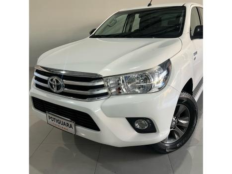 TOYOTA Hilux Caminhonete , Foto 2