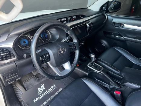 TOYOTA Hilux Caminhonete , Foto 12