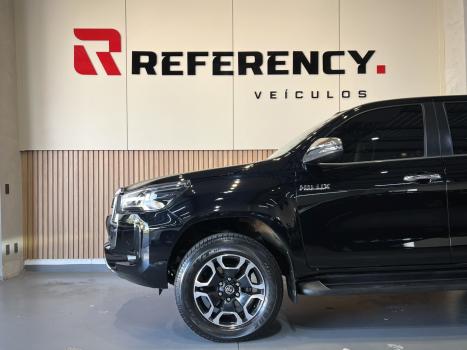 TOYOTA Hilux Caminhonete 2.8 16V SRX 4X4 DIESEL CABINE DUPLA AUTOMTICO, Foto 8