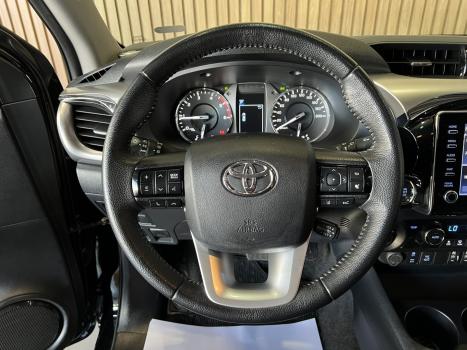 TOYOTA Hilux Caminhonete 2.8 16V SRX 4X4 DIESEL CABINE DUPLA AUTOMTICO, Foto 10