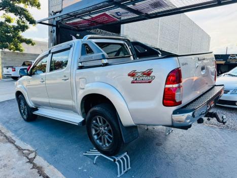 TOYOTA Hilux Caminhonete 3.0 16V 4P 4X4 SRV TURBO DIESEL, Foto 8