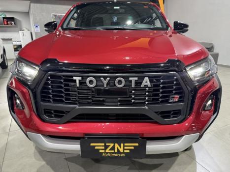 TOYOTA Hilux Caminhonete 2.8 4P 4X4 DIESEL CABINE DUPLA, Foto 1