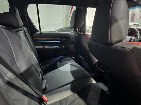 TOYOTA Hilux Caminhonete 2.8 4P 4X4 DIESEL CABINE DUPLA, Foto 10