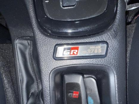 TOYOTA Hilux Caminhonete 2.8 4P 4X4 DIESEL CABINE DUPLA, Foto 13