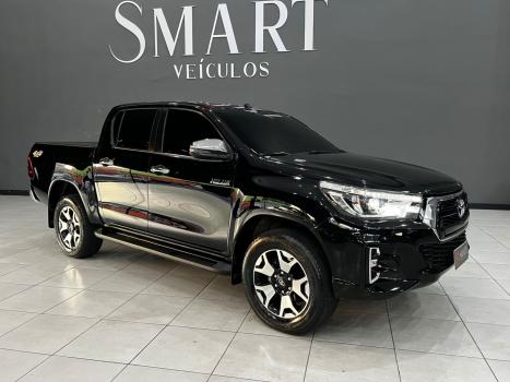 TOYOTA Hilux Caminhonete 2.8 16V SRX 4X4 DIESEL CABINE DUPLA AUTOMTICO, Foto 3