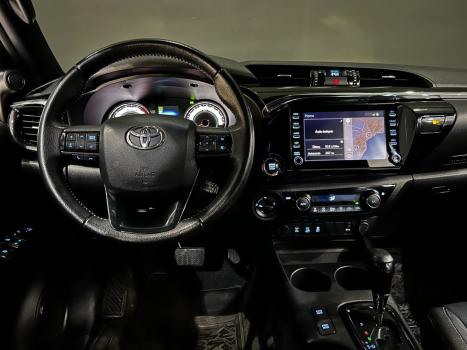 TOYOTA Hilux Caminhonete 2.8 16V SRX 4X4 DIESEL CABINE DUPLA AUTOMTICO, Foto 5