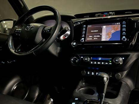 TOYOTA Hilux Caminhonete 2.8 16V SRX 4X4 DIESEL CABINE DUPLA AUTOMTICO, Foto 8