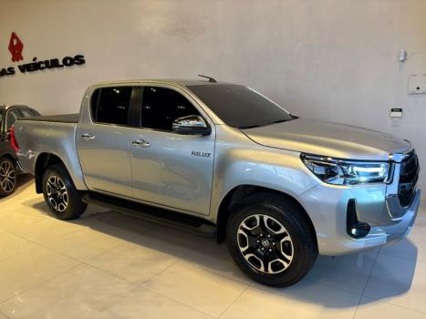TOYOTA Hilux Caminhonete 2.8 16V SRX 4X4 TURBO DIESEL CABINE DUPLA AUTOMTICO, Foto 3