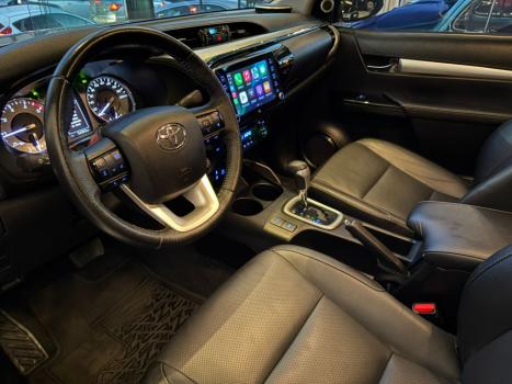 TOYOTA Hilux Caminhonete 2.8 16V SRX 4X4 TURBO DIESEL CABINE DUPLA AUTOMTICO, Foto 12