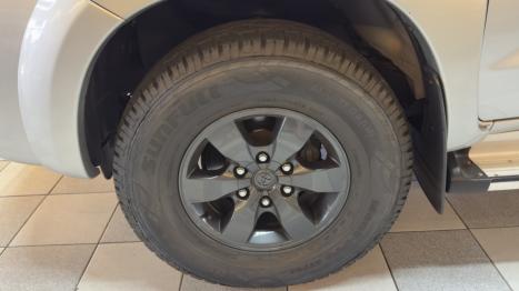 TOYOTA Hilux Caminhonete 3.0 4P 4X4 SRV TURBO DIESEL TOP CABINE DUPLA AUTOMTICO, Foto 18