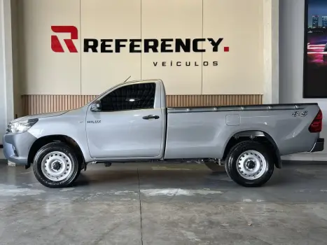 TOYOTA Hilux Caminhonete 2.8 4X4 DIESEL CABINE SIMPLES, Foto 5