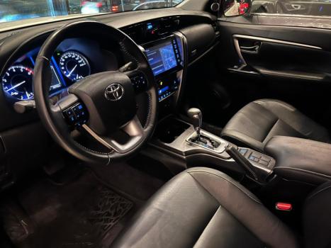 TOYOTA Hilux SW4 2.7 16V 4P FLEX SRV 7 LUGARES AUTOMTICO, Foto 8