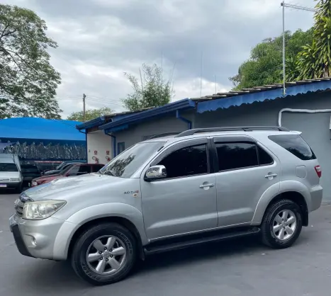 TOYOTA Hilux SW4 3.0 16V 4P SRV 4X4 7 LUGARES TURBO DIESEL AUTOMTICO, Foto 14