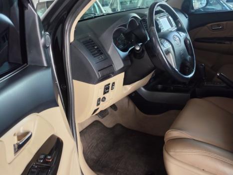 TOYOTA Hilux SW4 3.0 16V 4P SRV 4X4 TURBO DIESEL AUTOMTICO, Foto 11