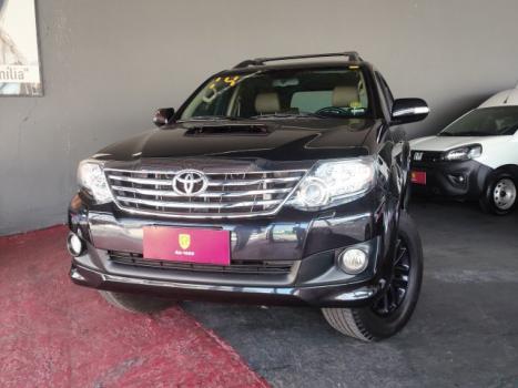 TOYOTA Hilux SW4 3.0 16V 4P SRV 4X4 TURBO DIESEL AUTOMTICO, Foto 15