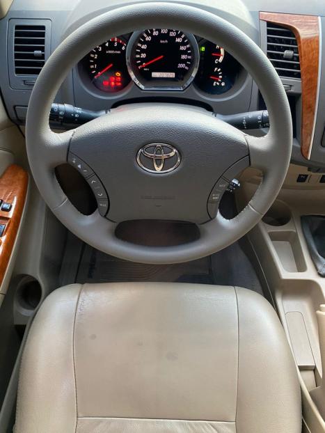 TOYOTA Hilux SW4 3.0 16V 4P SRV 4X4 7 LUGARES TURBO DIESEL AUTOMTICO, Foto 13