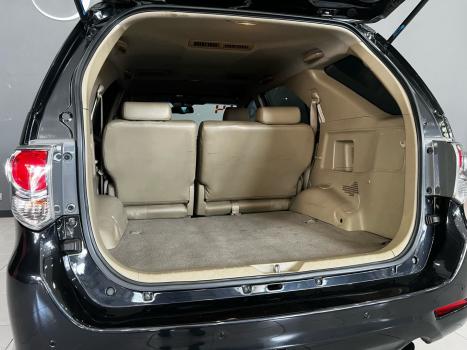 TOYOTA Hilux SW4 , Foto 14