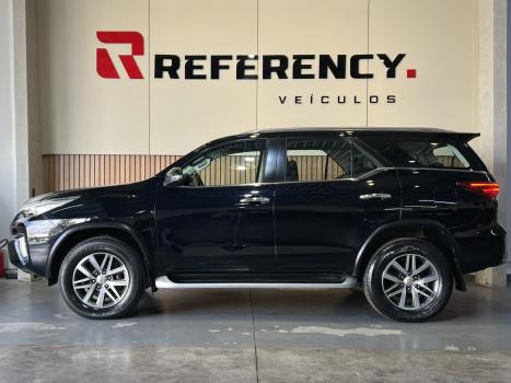 TOYOTA Hilux SW4 , Foto 5