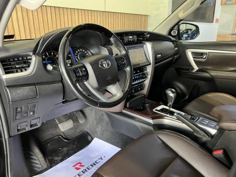 TOYOTA Hilux SW4 , Foto 17