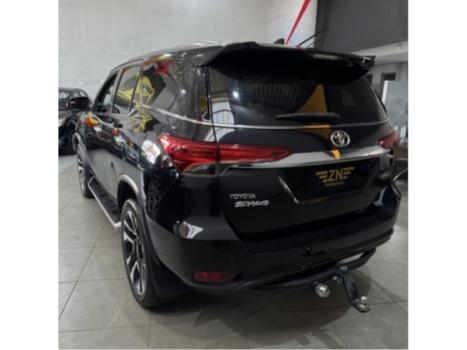 TOYOTA Hilux SW4 , Foto 3