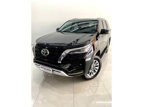 TOYOTA Hilux SW4 , Foto 2