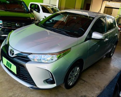 TOYOTA Yaris Hatch 1.5 16V 4P FLEX XL MULTIDRIVE AUTOMTICO CVT, Foto 3