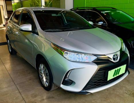 TOYOTA Yaris Hatch 1.5 16V 4P FLEX XL MULTIDRIVE AUTOMTICO CVT, Foto 4