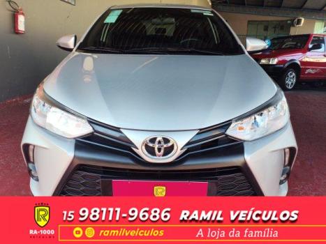 TOYOTA Yaris Hatch 1.5 16V 4P FLEX XS MULTIDRIVE AUTOMTICO CVT, Foto 1