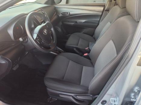 TOYOTA Yaris Hatch 1.5 16V 4P FLEX XS MULTIDRIVE AUTOMTICO CVT, Foto 6