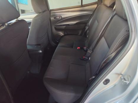TOYOTA Yaris Hatch 1.5 16V 4P FLEX XS MULTIDRIVE AUTOMTICO CVT, Foto 7
