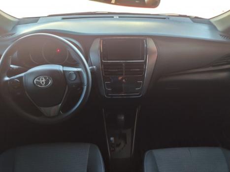 TOYOTA Yaris Hatch 1.5 16V 4P FLEX XS MULTIDRIVE AUTOMTICO CVT, Foto 8