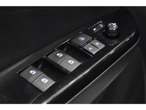 TOYOTA Yaris Hatch 1.5 16V 4P FLEX XS MULTIDRIVE AUTOMTICO CVT, Foto 9