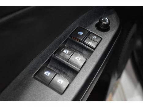 TOYOTA Yaris Hatch 1.5 16V 4P FLEX XL PLUS CONNECT MULTIDRIVE AUTOMTICO CVT, Foto 17